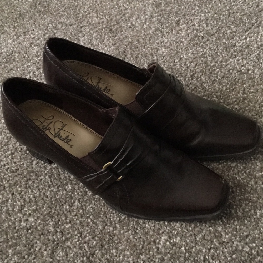 Life Stride loafers